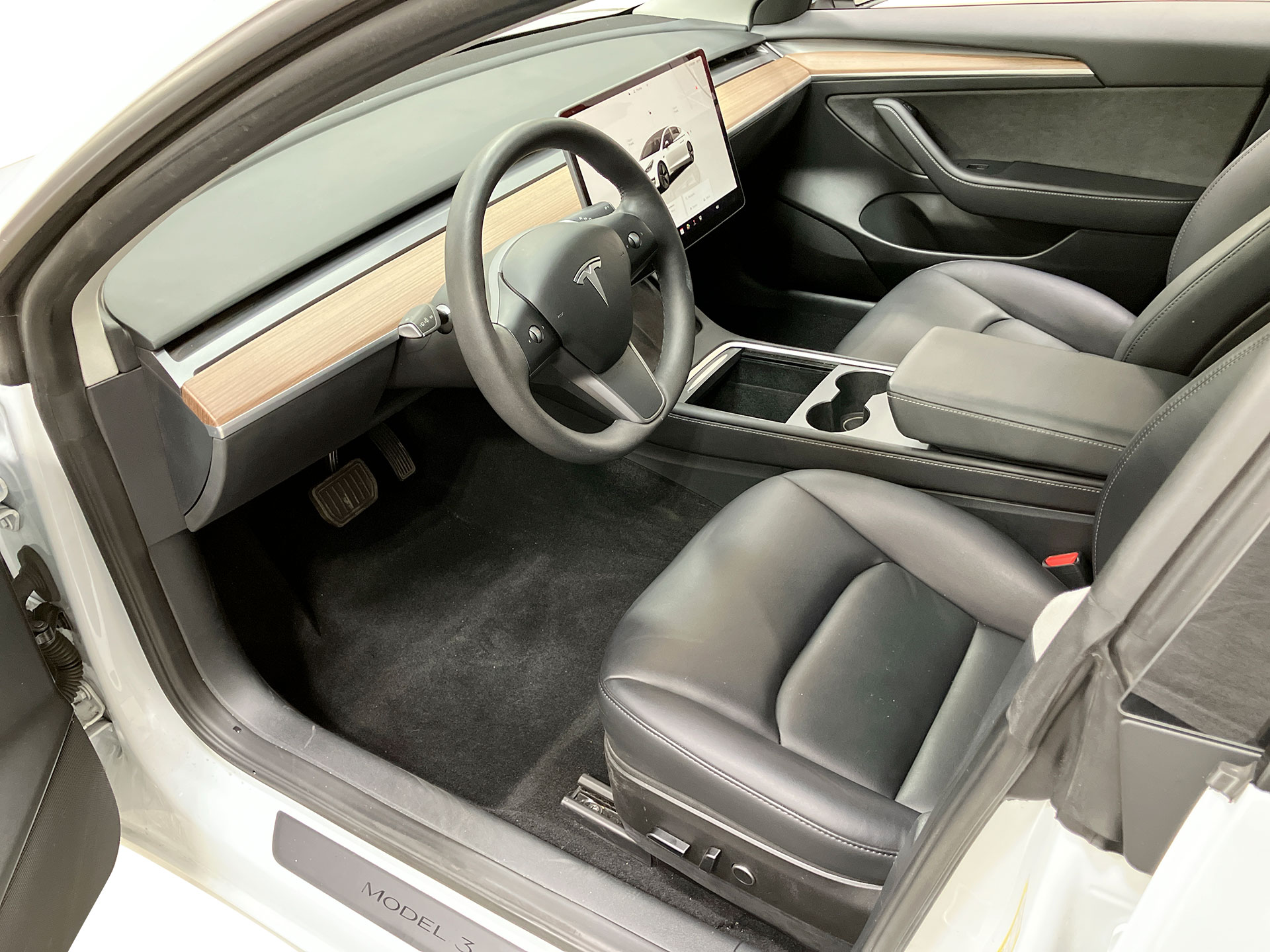 Used 2023 Tesla Model 3 Base with VIN 5YJ3E1EA4PF659037 for sale in Renton, WA
