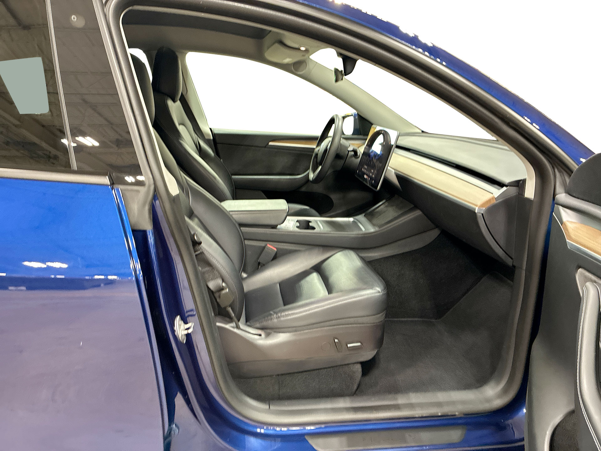 Used 2022 Tesla Model Y Performance with VIN 7SAYGDEFXNF522973 for sale in Renton, WA
