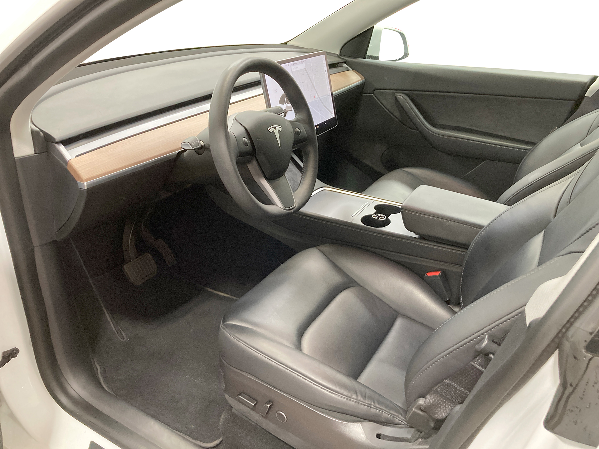 Used 2021 Tesla Model Y Long Range with VIN 5YJYGDEE9MF141456 for sale in Northfield, Minnesota